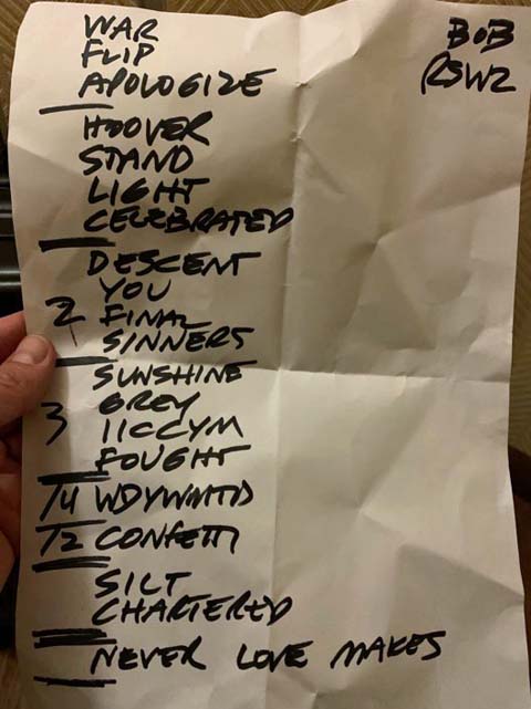 Handwritten setlist: Bob Mould @ Rolling Stone Beach, Weissenhäuser Strand, Germany, 15 Nov 2019