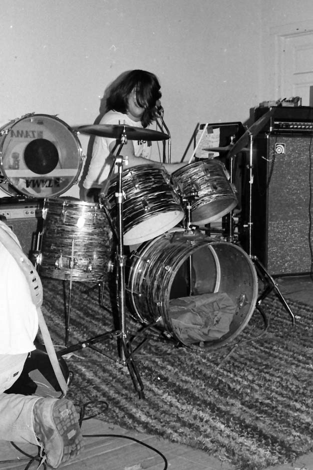 Hüsker Dü, Wil-Mar Neighborhood Center, Madison WI, 08 Apr 1983