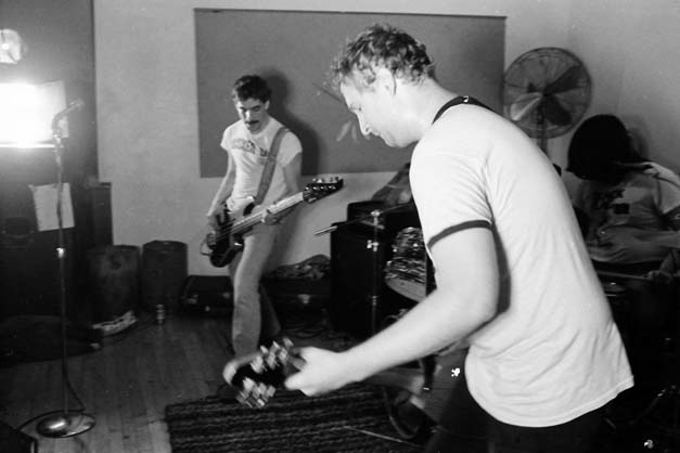 Hüsker Dü, Wil-Mar Neighborhood Center, Madison WI, 08 Apr 1983