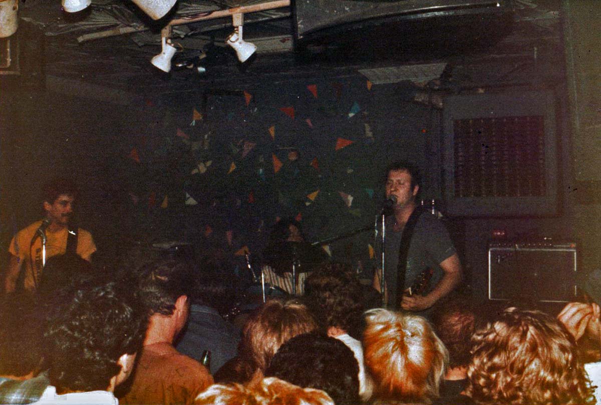 Hüsker Dü, Maxwell's, Hoboken NJ, 29 Dec 1984