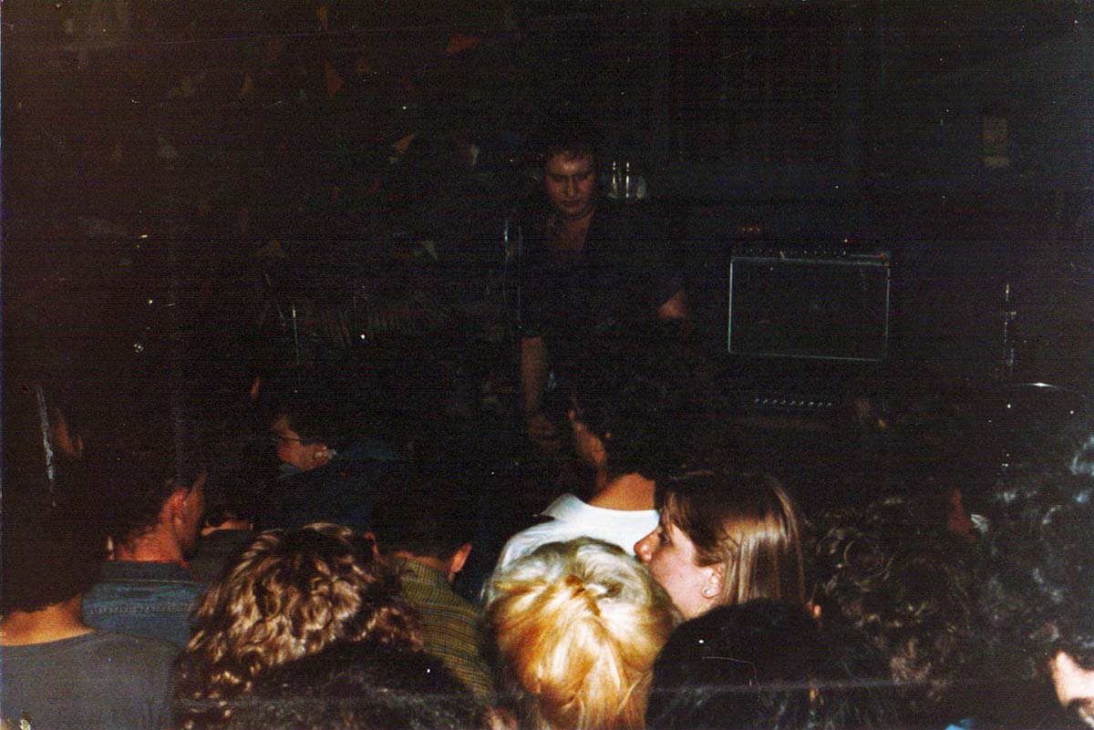 Hüsker Dü, Maxwell's, Hoboken NJ, 29 Dec 1984