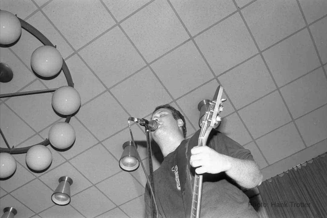 Hüsker Dü @ EMU Dining Room, University of Oregon, Eugene OR, 22 Feb 1985