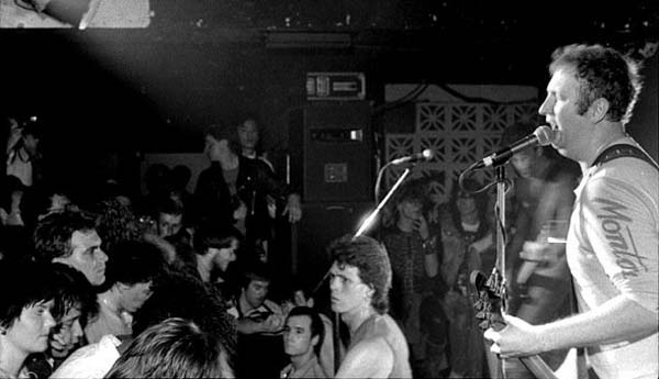 Hüsker Dü, Larry's Hideaway, Toronto, 02 May 1985 (photo: Myke Dyer)