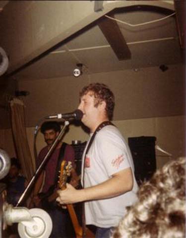Hüsker Dü, Stow Hill Labour Club, Newport, Wales, 23 Sep 1985 (soundcheck)