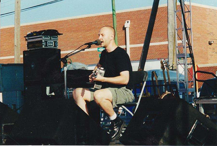 Bob Mould @ Goose Island Festival, Chicago, 27 Aug 2000