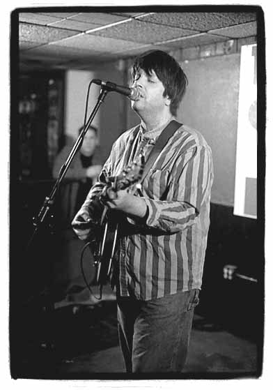 Grant Hart @ Court Tavern, New Brunswick NJ, 25 May 2001