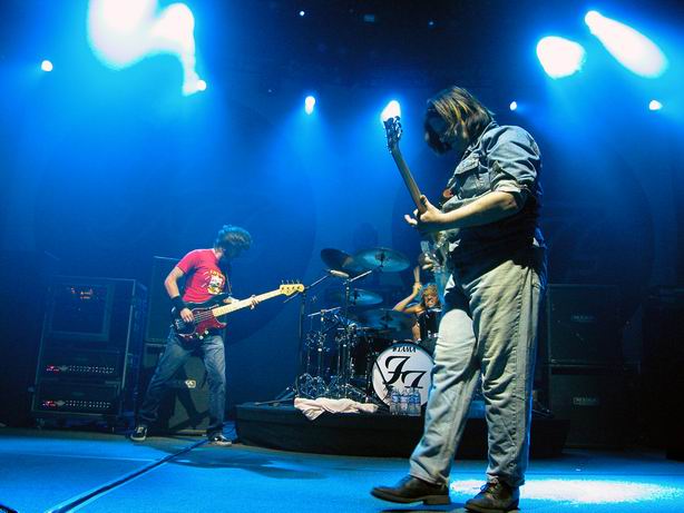 Grant Hart (guest with Foo Fighters) @ Roy Wilkins Auditorium, St Paul MN, 12 Jul 2003