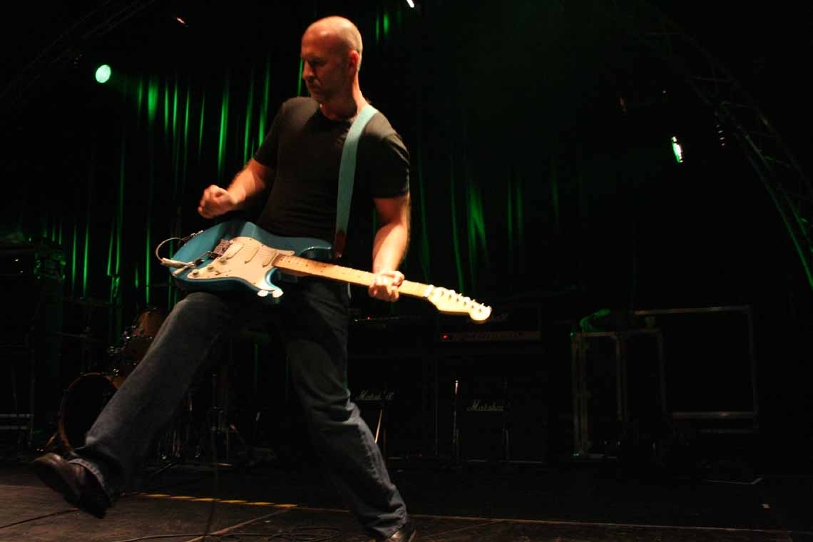 Bob Mould @ Amager Bio, Copenhagen, 10 Sep 2005 (5)