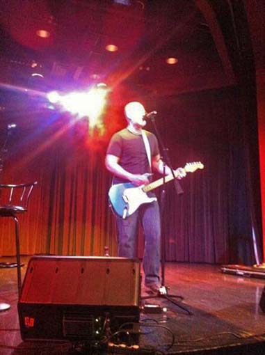 Bob Mould @ Montrose Room, Chicago, 30 Sep 2011