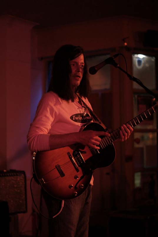  Grant Hart @ Mono, Glasgow, Scotland, 30 Nov 2011