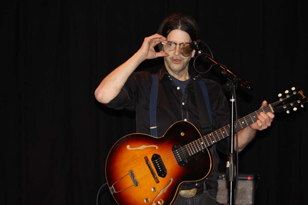 Grant Hart @ Davis Square Theatre, Somerville MA, 22 May 2014