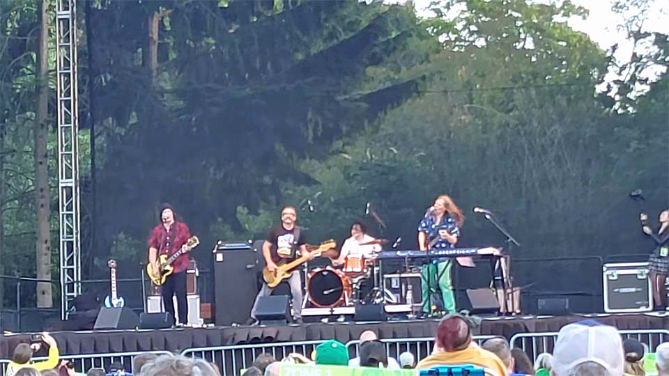 Greg Norton (guest with Posies) @ Woodland Park Zoo, Seattle WA, 18 Jul 2021