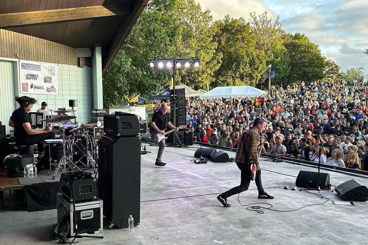 Bob Mould Band @ WMSE Backyard BBQ, Humboldt Park, Milwaukee WI, 26 Aug 2023